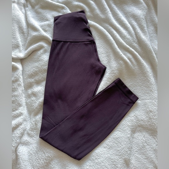 Lulu align leggings 28” - Picture 3 of 8